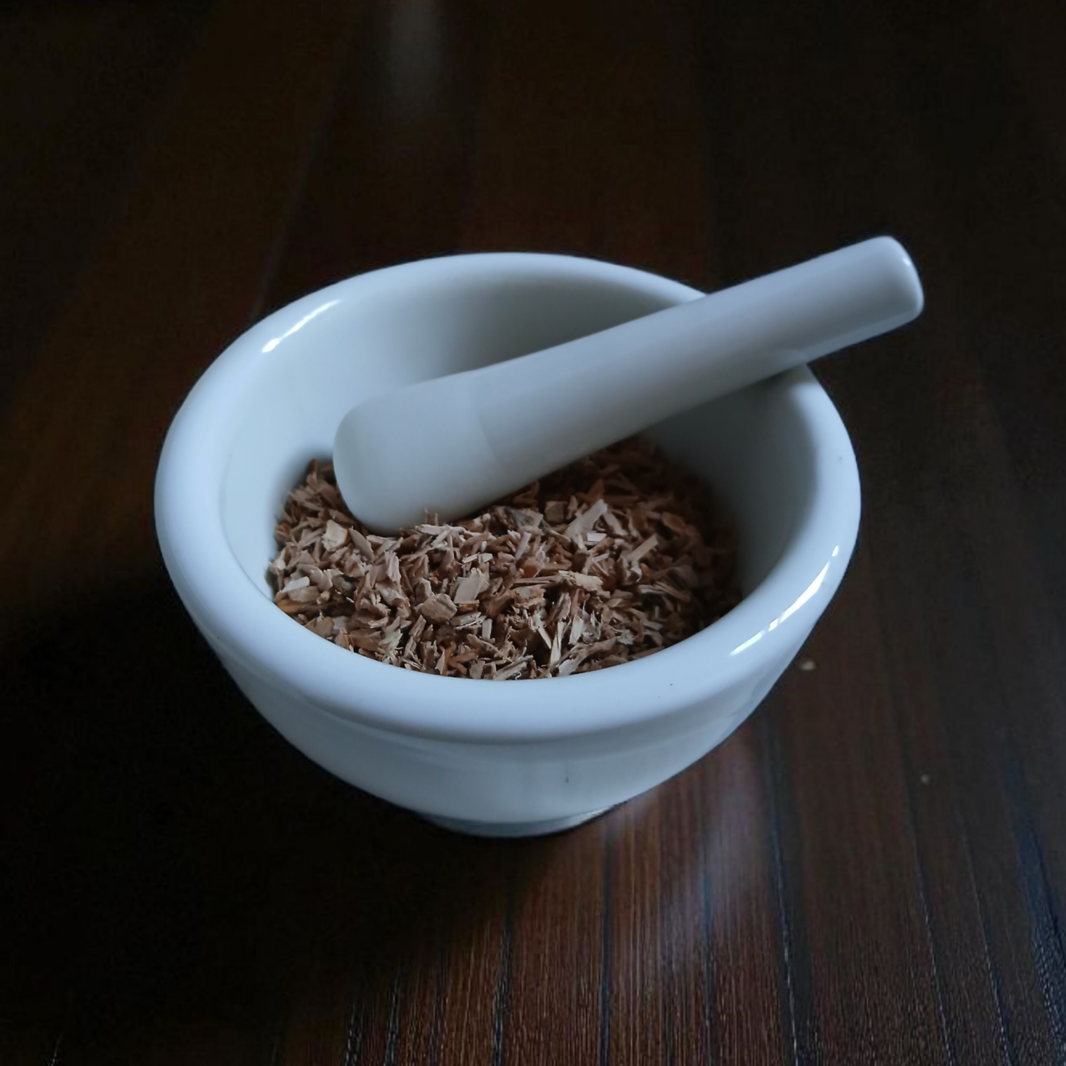 White Willow Bark (Salix alba) — Bulk Dried Herb